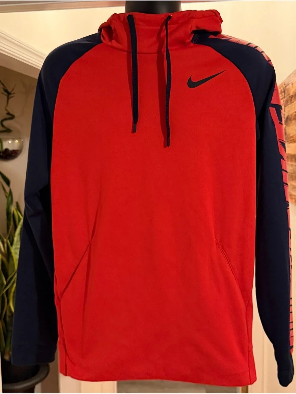 Nike Dri-FIT Hoodie Mens Lg Red Blue Graphic Sleeve Pullover Athletic Sweatshirt